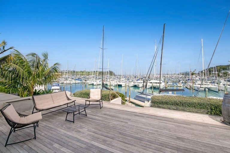 Photo of property in 32 Rue D' Amarres, Gulf Harbour, Whangaparaoa, 0930