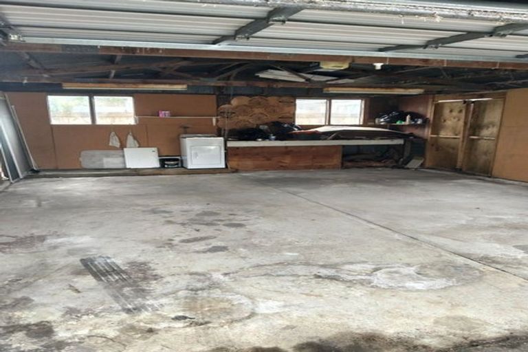 Photo of property in 1/450 Great South Road, Opaheke, Papakura, 2113
