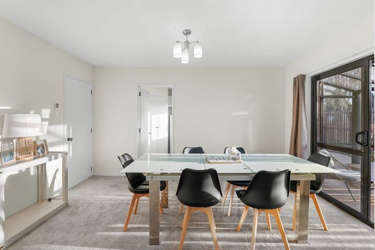 Photo of property in 2 Rubens Place, Burnside, Christchurch, 8053
