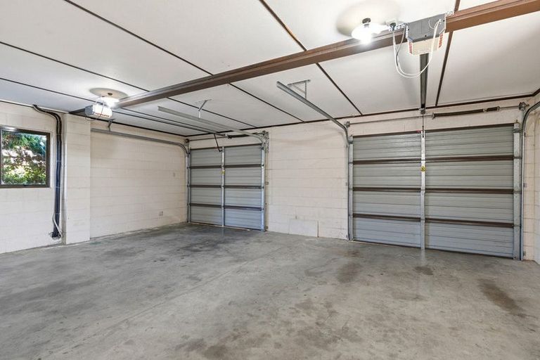 Photo of property in 9 Oregon Drive, Kelvin Heights, Queenstown, 9300