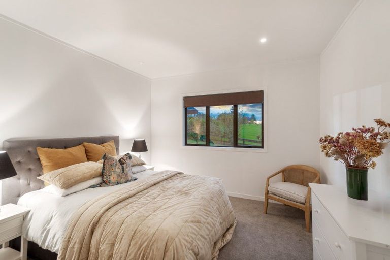 Photo of property in 212 Monument Road, Clevedon, Papakura, 2582