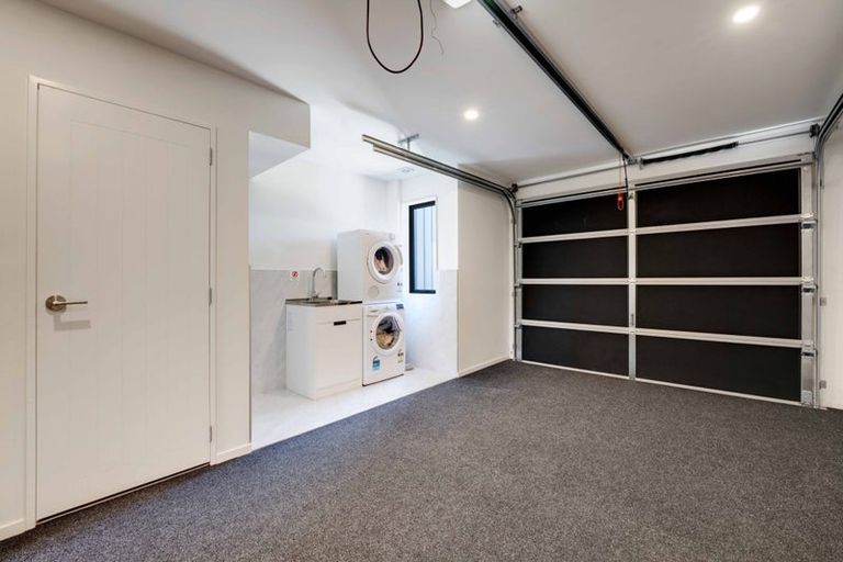 Photo of property in 23d Bayview Road, Bayview, Auckland, 0629