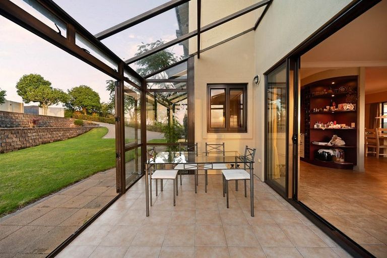 Photo of property in 21 Stonebridge Road, Temple View, Hamilton, 3289