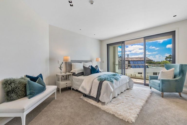 Photo of property in 124 Aldwins Road, Phillipstown, Christchurch, 8062