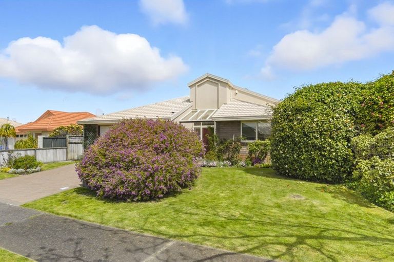 Photo of property in 26 Beach Haven Place, Paraparaumu Beach, Paraparaumu, 5032