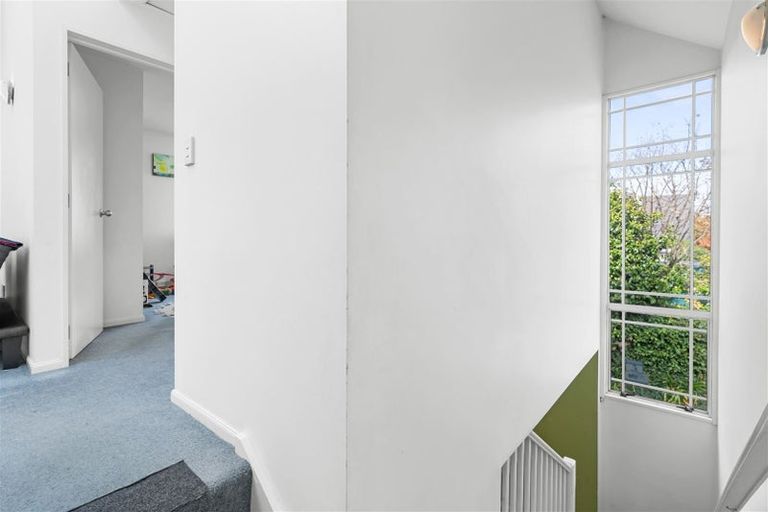 Photo of property in 32 Winchester Street, Merivale, Christchurch, 8014