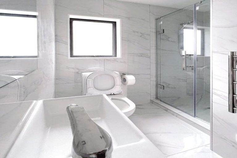 Photo of property in 367c Don Buck Road, Massey, Auckland, 0614