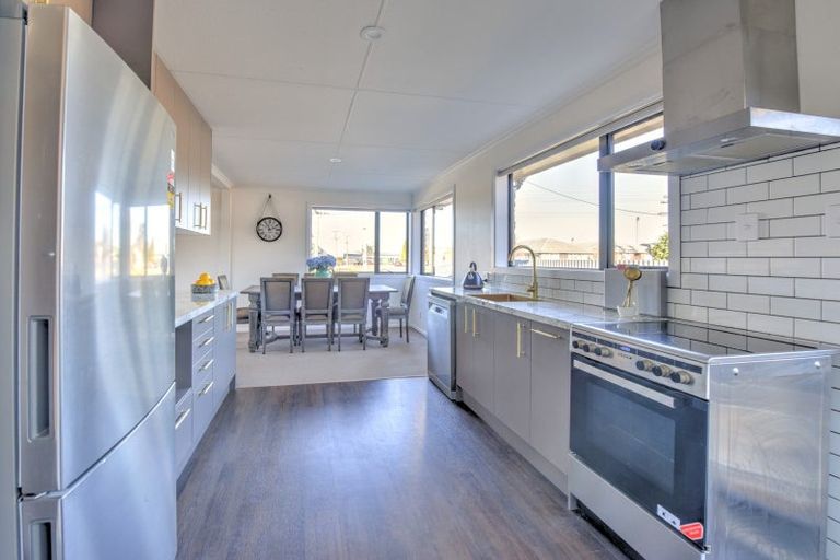 Photo of property in 19 Charlton Road, Gore, 9710
