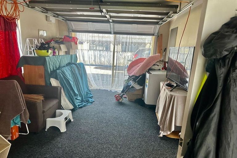 Photo of property in 1/36a Kenderdine Road, Papatoetoe, Auckland, 2025