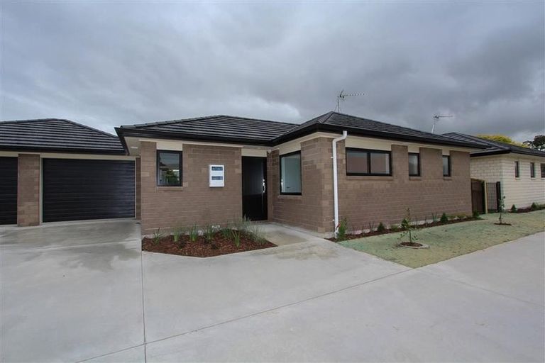 Photo of property in 9u3 Heath Street, Saint Andrews, Hamilton, 3200