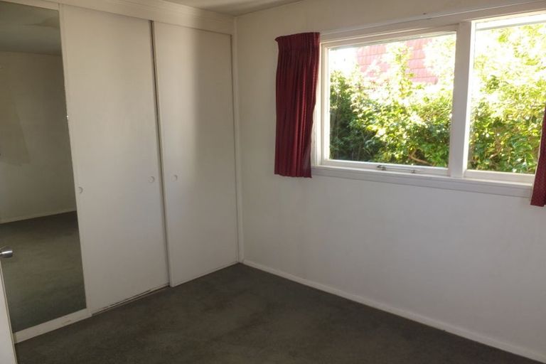 Photo of property in 22 Powell Crescent, Ilam, Christchurch, 8041