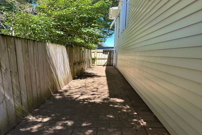 Photo of property in 72u6 Carrington Avenue, Silverdale, Hamilton, 3216
