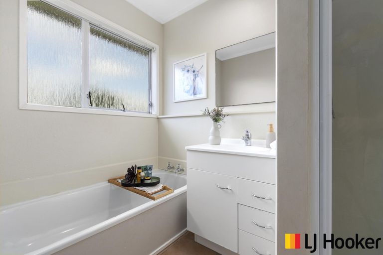 Photo of property in 66b Prospect Terrace, Pukekohe, 2120