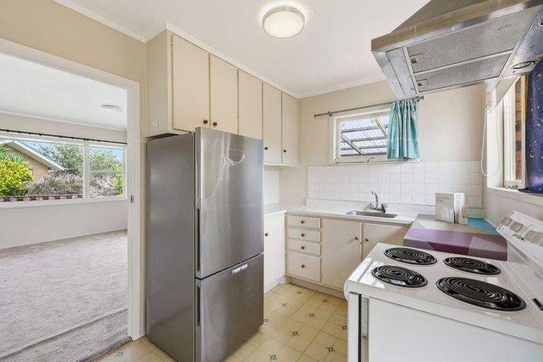 Photo of property in 1/646 Pakuranga Road, Howick, Auckland, 2010