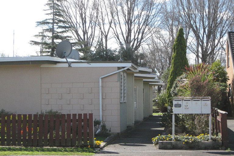 Photo of property in 2/17 Francis Drake Street, Waipukurau, 4200