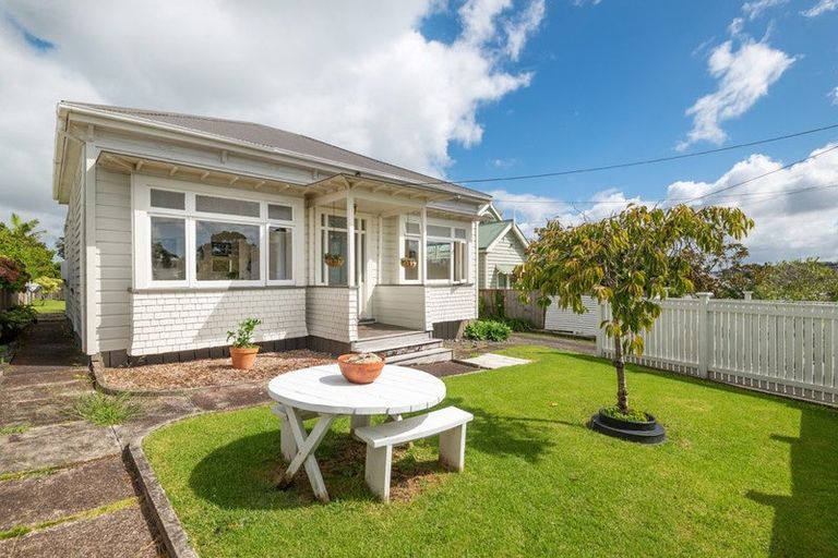 Photo of property in 5 Bulwer Street, Devonport, Auckland, 0624