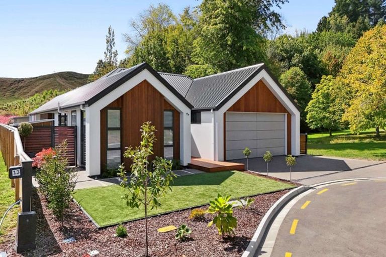 Photo of property in 13 Oakhill Lane, Richmond, 7020