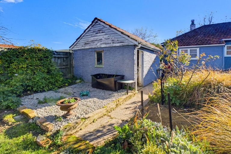 Photo of property in 40 Rangiora Avenue, Roslyn, Palmerston North, 4414
