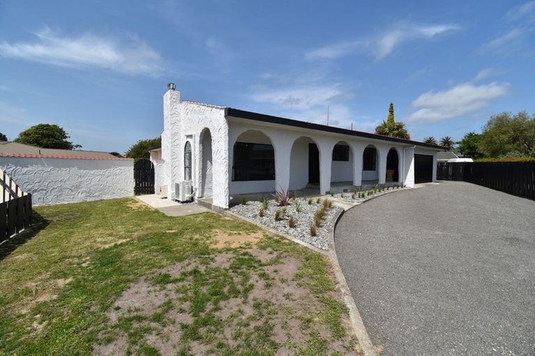 Photo of property in 12 Te Kama Street, Levin, 5510