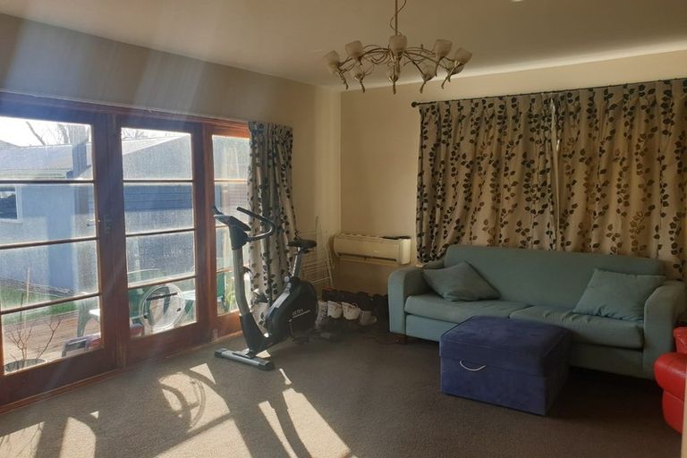 Photo of property in 225 Knowles Street, St Albans, Christchurch, 8052