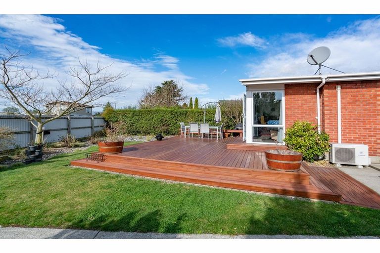Photo of property in 135 Ohoka Road, Kaiapoi, 7630