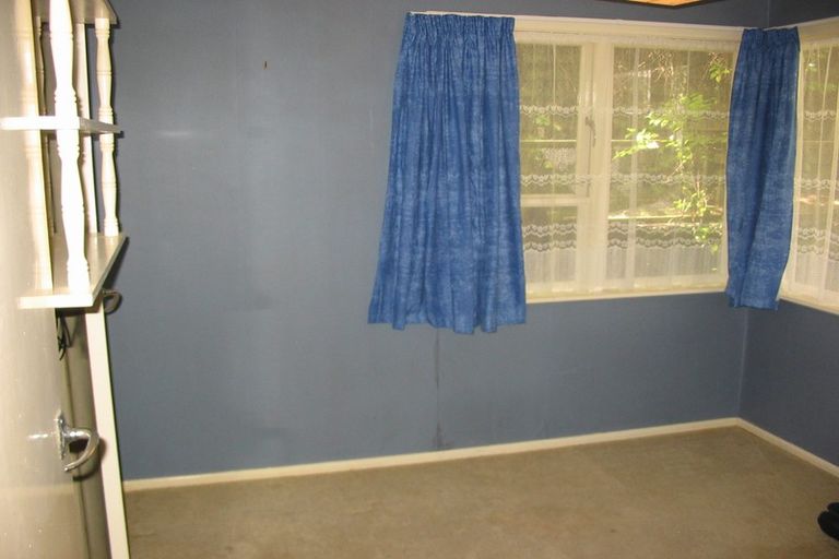 Photo of property in 26 Holmes Grove, Naenae, Lower Hutt, 5011