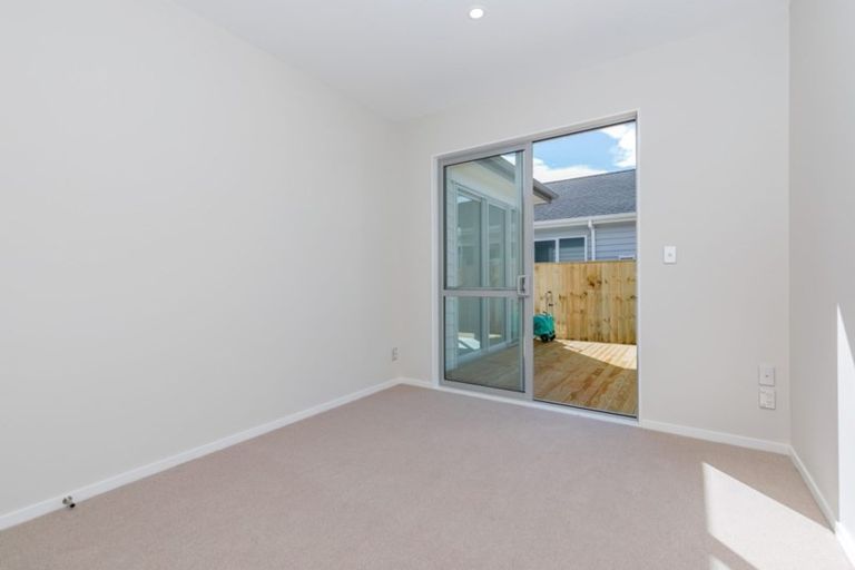 Photo of property in 42 Schoolside Road, Kumeu, 0810