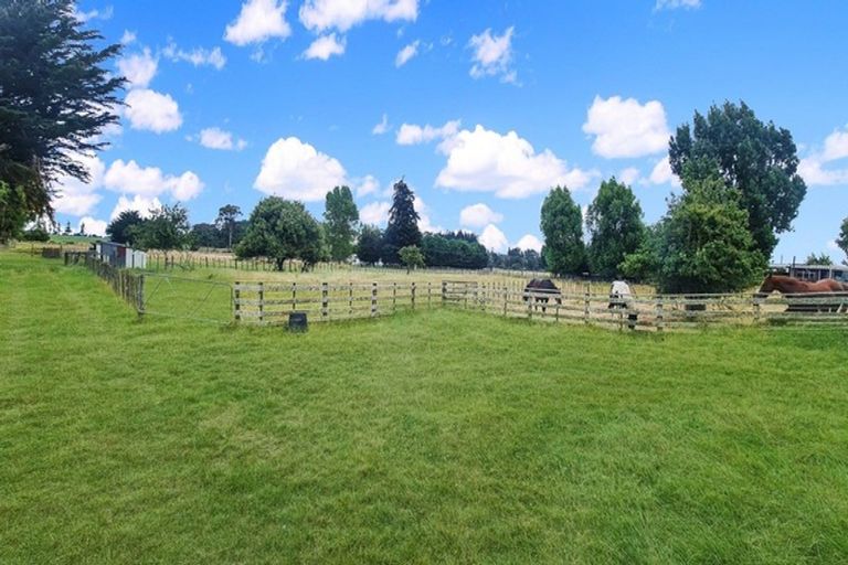 Photo of property in 73 Tutaenui Road, Marton, 4710