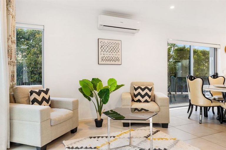 Photo of property in 20 Shelduck Way, Hobsonville, Auckland, 0616