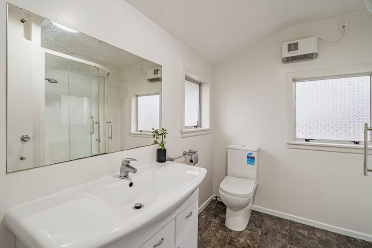 Photo of property in 18 Liverpool Street, Trentham, Upper Hutt, 5018