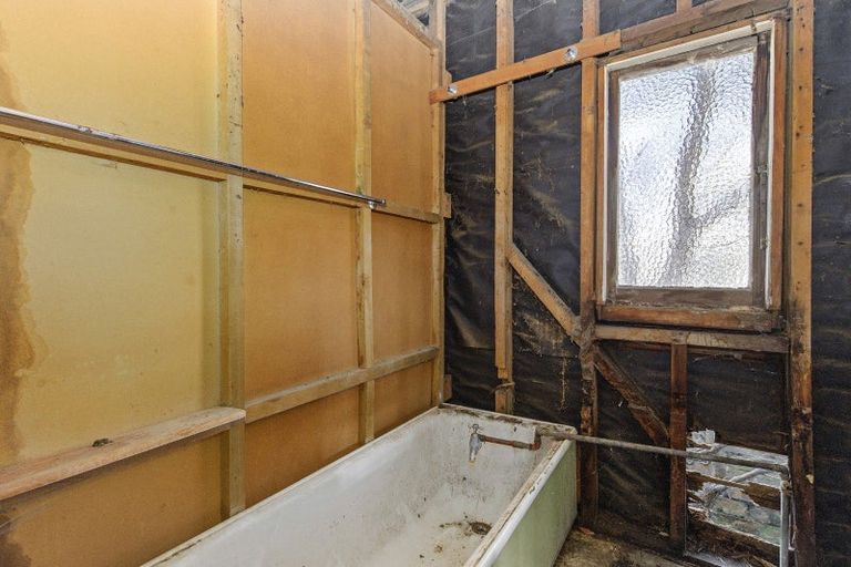 Photo of property in 12 Jessie Street, Petone, Lower Hutt, 5012