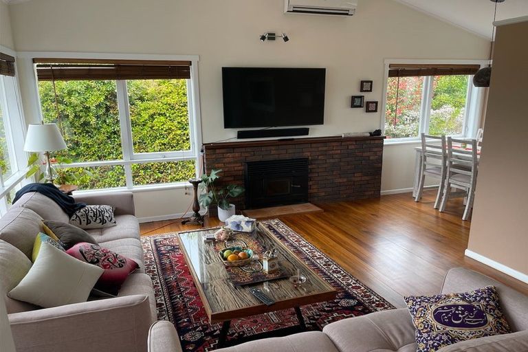 Photo of property in 111 Carlisle Road, Torbay, Auckland, 0632