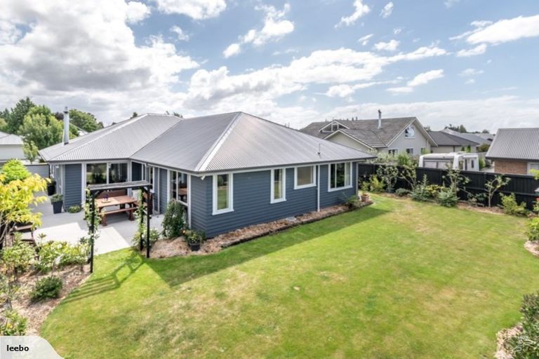 Photo of property in 4 Franklin Drive, Rangiora, 7400