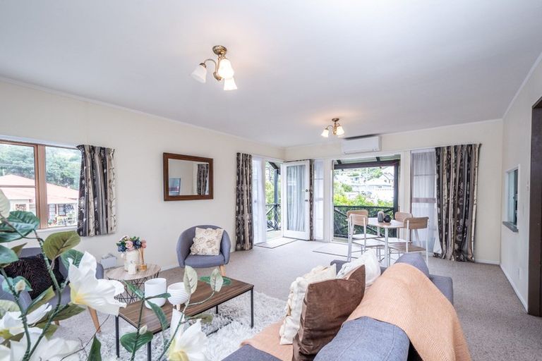 Photo of property in 4b Earp Street, Johnsonville, Wellington, 6037