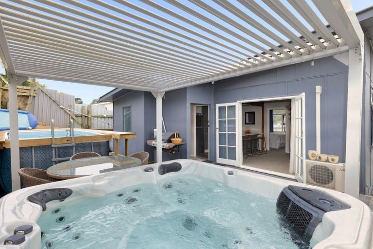 Photo of property in 16 Little Waihi Road, Maketu, 3189