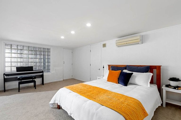 Photo of property in 5 Freya Place, Torbay, Auckland, 0630