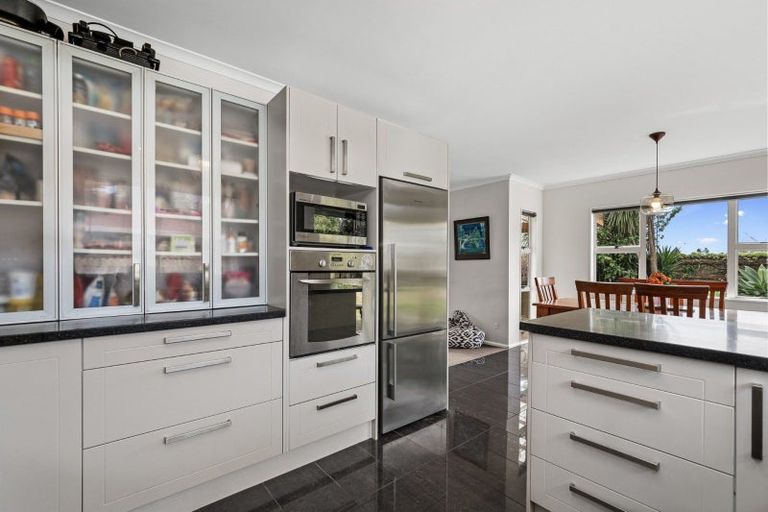 Photo of property in 114 Carlton Street, Bellevue, Tauranga, 3110