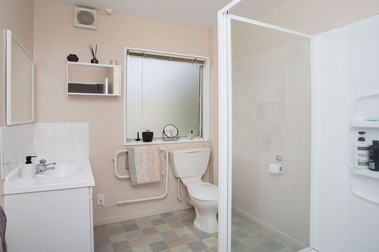 Photo of property in 4/487 Hereford Street, Linwood, Christchurch, 8011