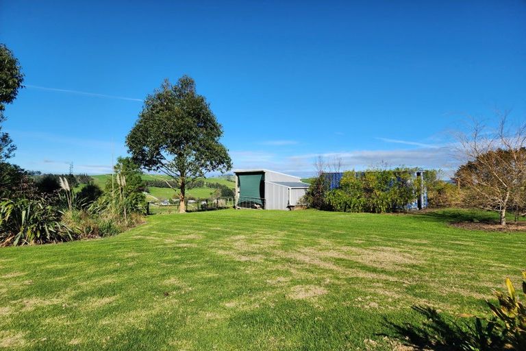 Photo of property in 215 Valley View Road, Otaika, Whangarei, 0170