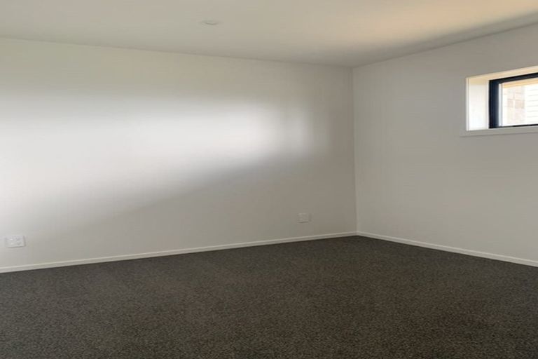 Photo of property in 4/18a Cathie Place, Karori, Wellington, 6012