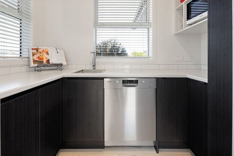 Photo of property in 85 Alan Livingston Drive, Cambridge, 3434