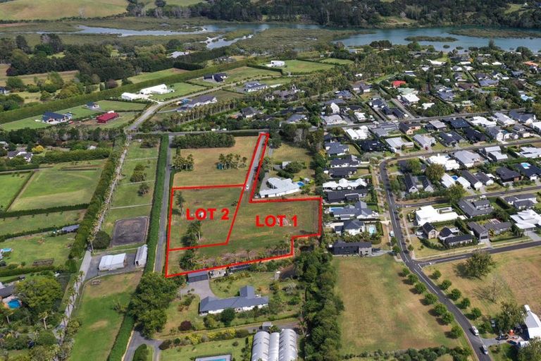 Photo of property in 240 Point Wells Road, Point Wells, 0986