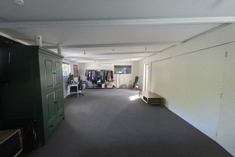 Photo of property in 23 Kent Terrace, Taradale, Napier, 4112