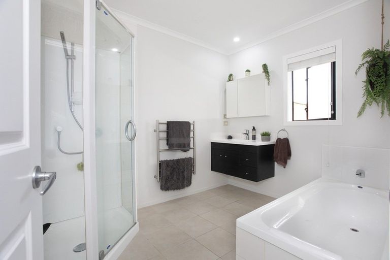 Photo of property in 20a Pukepapa Road, Marton, 4710