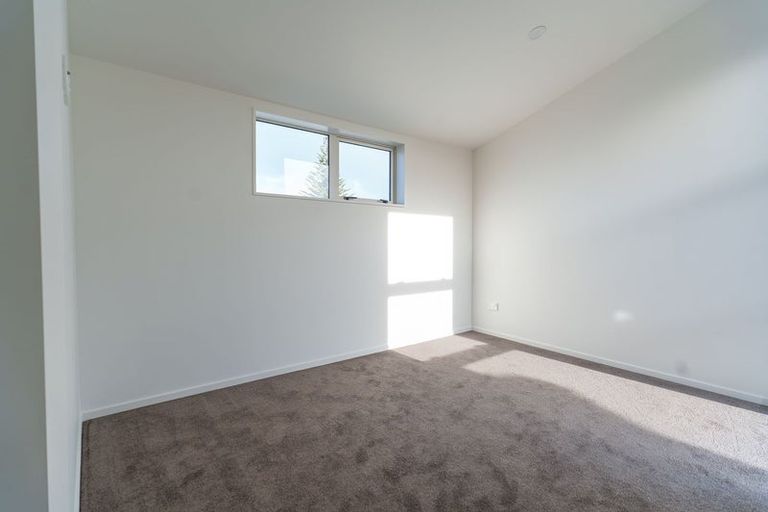 Photo of property in 14b Sunlands Drive, Manurewa, Auckland, 2102