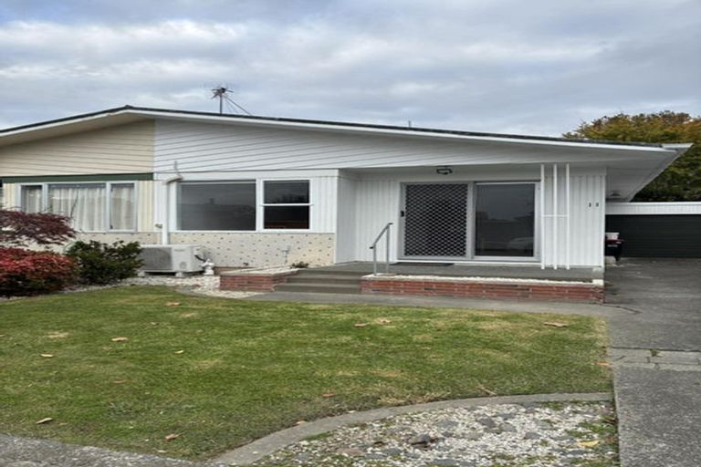 Photo of property in 11/90 Gloucester Street, Greenmeadows, Napier, 4112