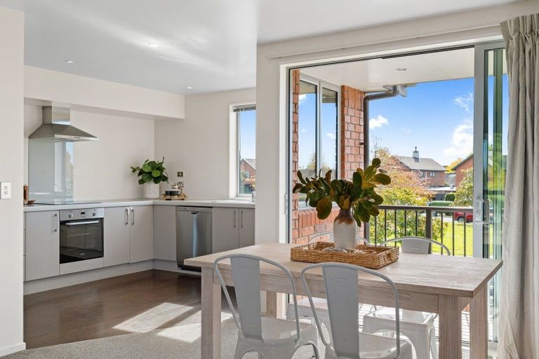 Photo of property in 18 Henley Green, Northwood, Christchurch, 8051