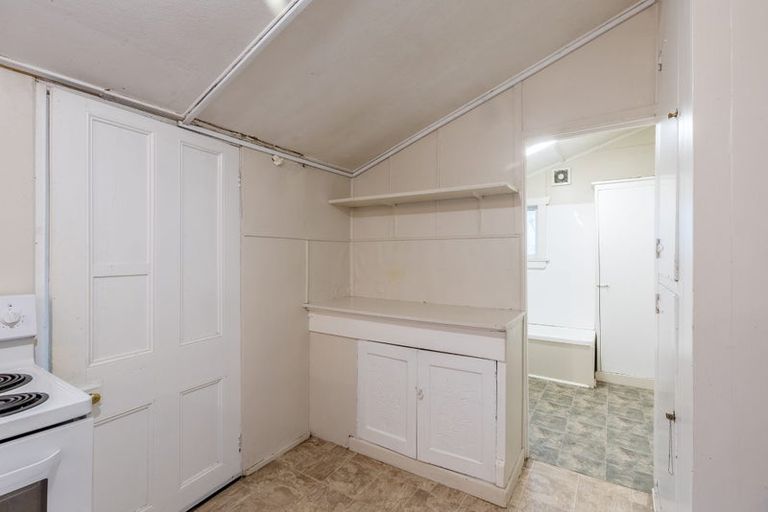 Photo of property in 5 Collins Street, Waipawa, 4210