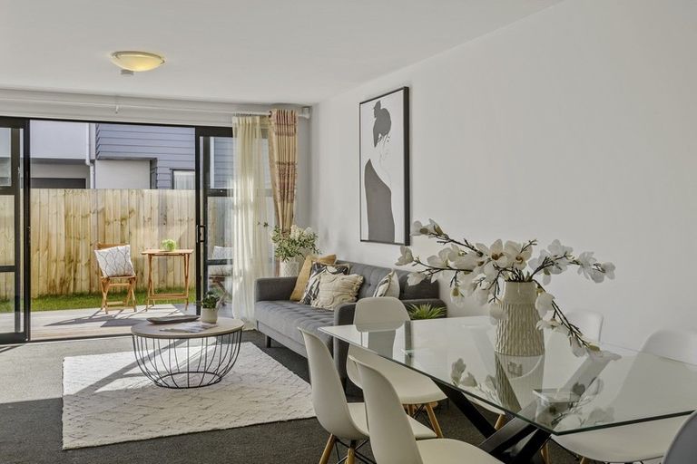 Photo of property in 2/40 Brockworth Place, Riccarton, Christchurch, 8011