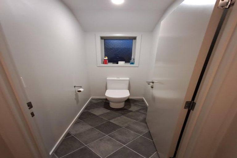 Photo of property in 8 Sandown Street, Waihola, Milton, 9073